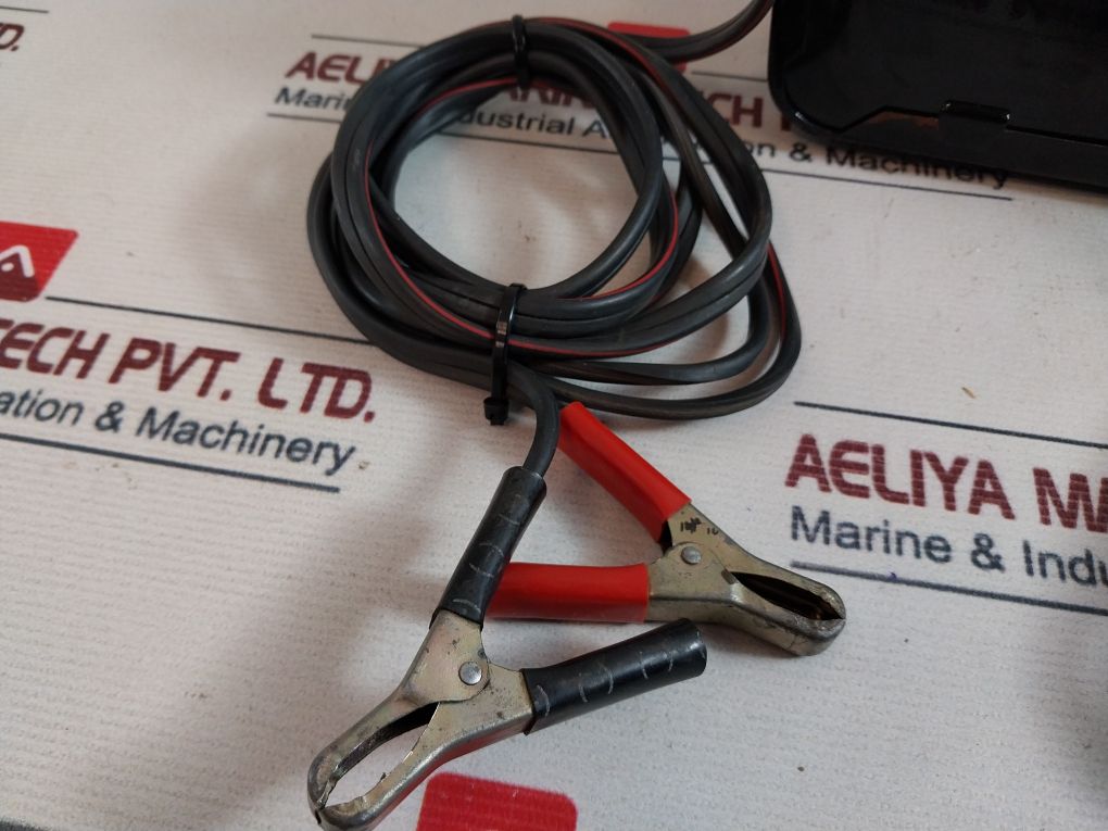 Schumacher Se-1052 Starter Charger 12 Volt