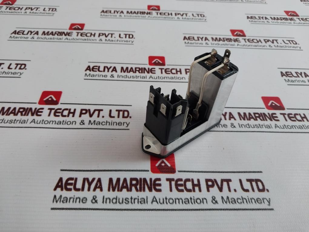 Schurter Fksv2-55-6/I Power Entry Connector Cd44.4101.151