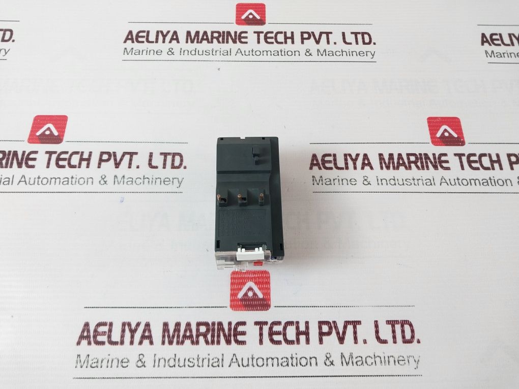 Scrinaider Electric S-lr2 D13 Thermal Overload Relay