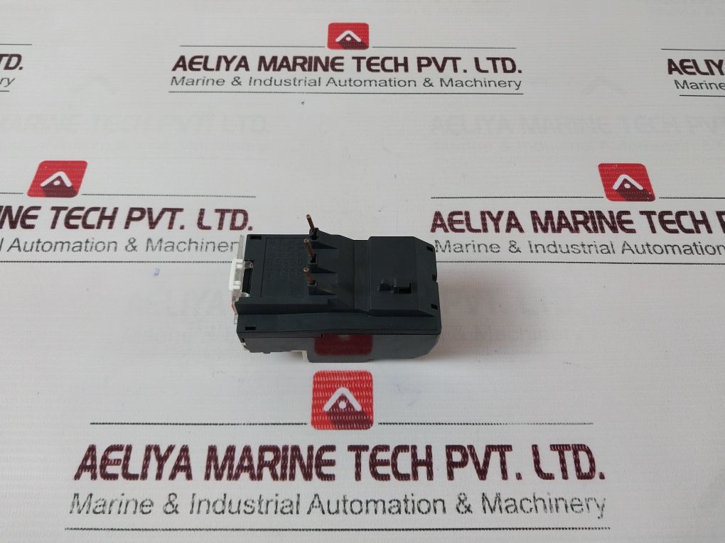 Scrinaider Electric S-lr2 D13 Thermal Overload Relay