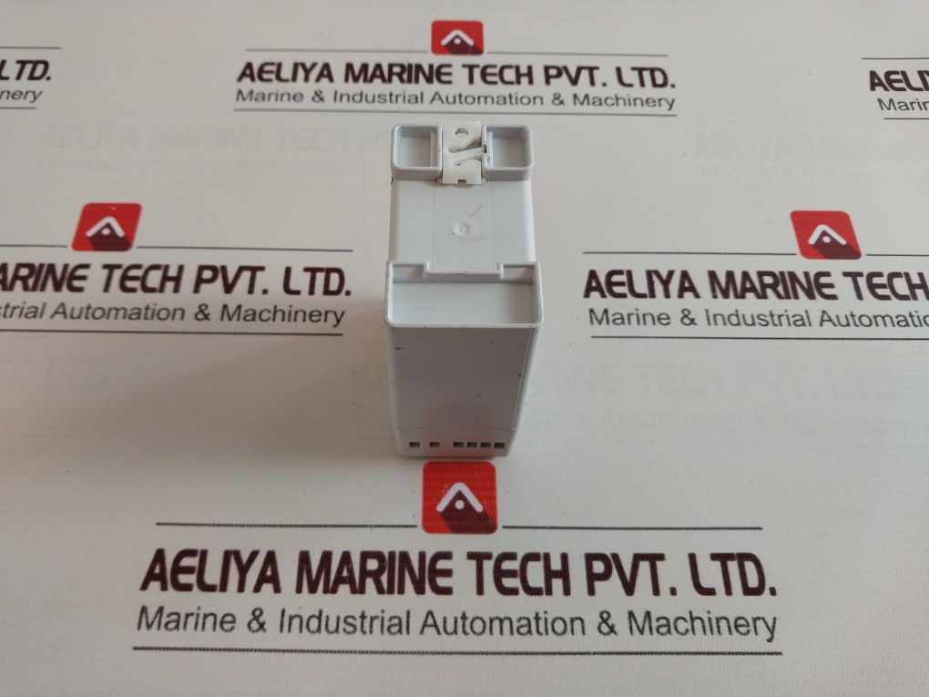 Secure Pt1 Voltage Transducer Pt1711-121