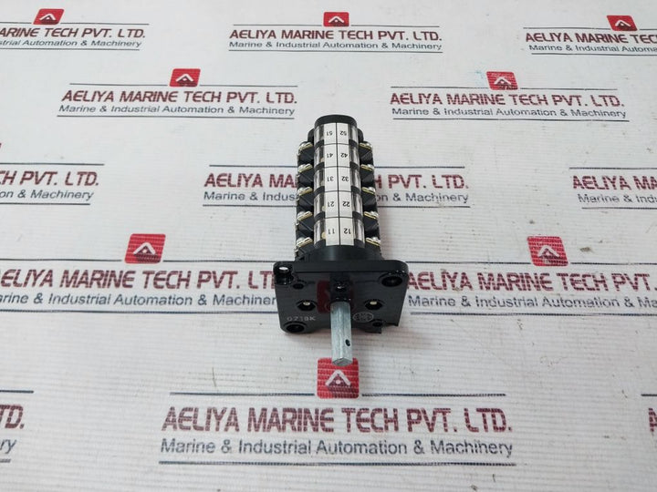 Seiko 600V 15A Cont Cam Switch En 5X-j