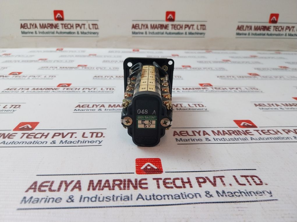 Seiko Electric En 5X Cam Switch 600V 15A Cont 