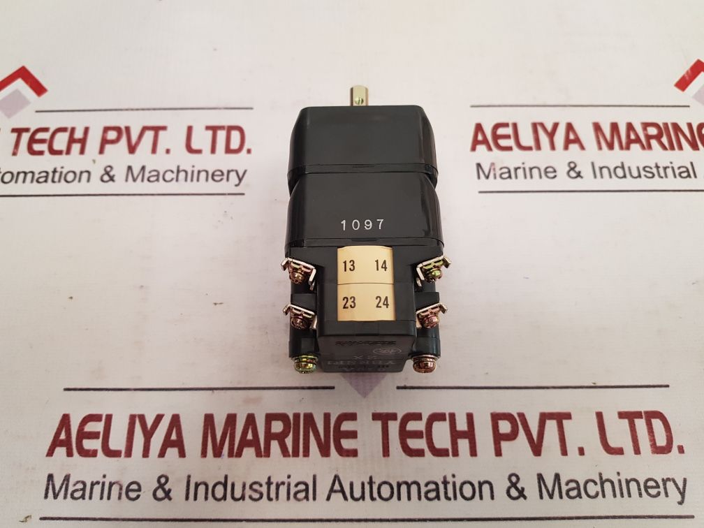 Seiko Electric Ybrsf1 Cam Switch 600V 10A Cont
