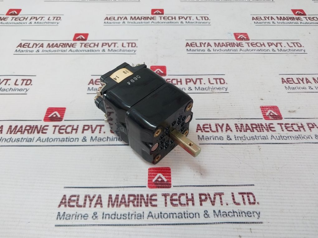 Seiko Electric Ybrsf1 1X Cam Switch 600V 10A