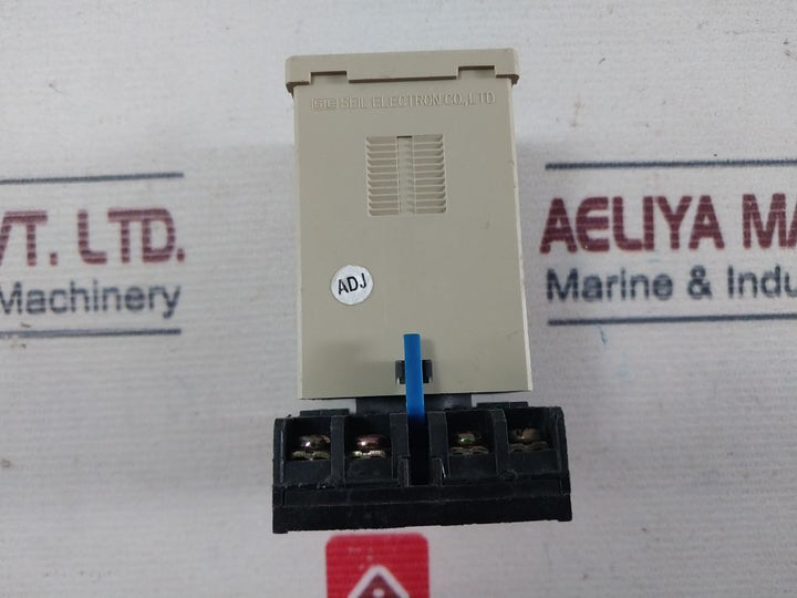 Seil Electron S48-c2 Timer With Base 5A 250Vac