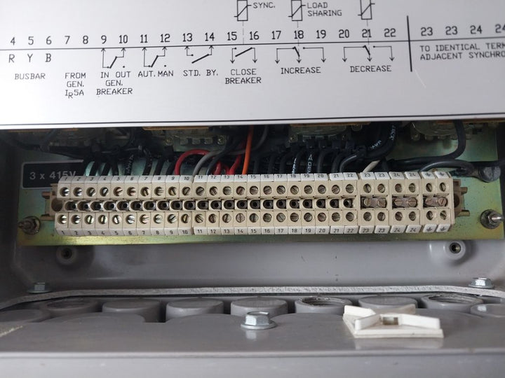 Selco E7600 Phase Comparator