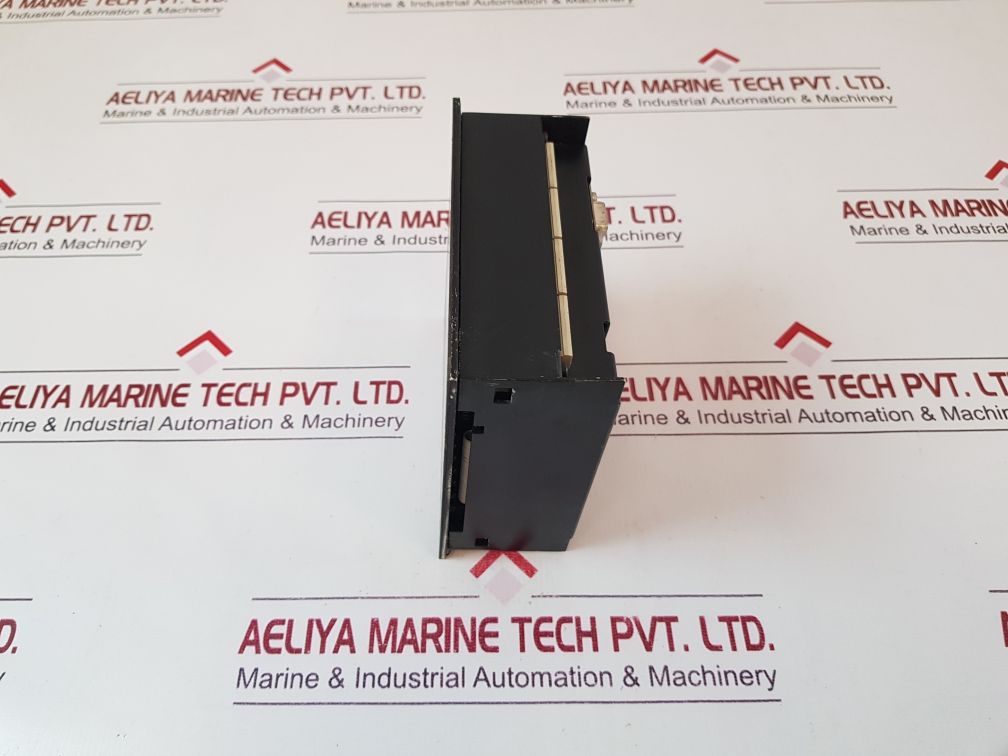 Selco M3000 Analog Alarm Annunciator M3000.0010
