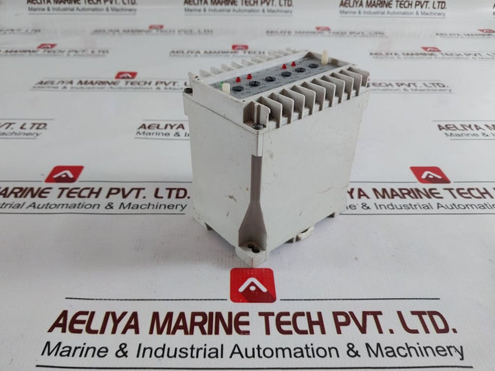 Selco T3100-00 Voltage Relay T3100