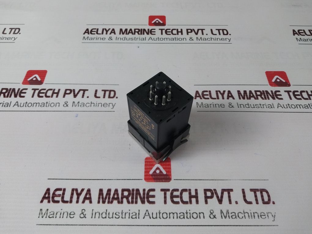 Selec 55Xc-p8 Panel Mounted Timer 5A 230 Vac/24 Vdc