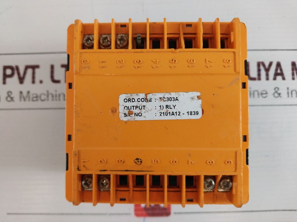 Selec Tc303A Digital Temperature Controller 90 To 270V Ac/Dc