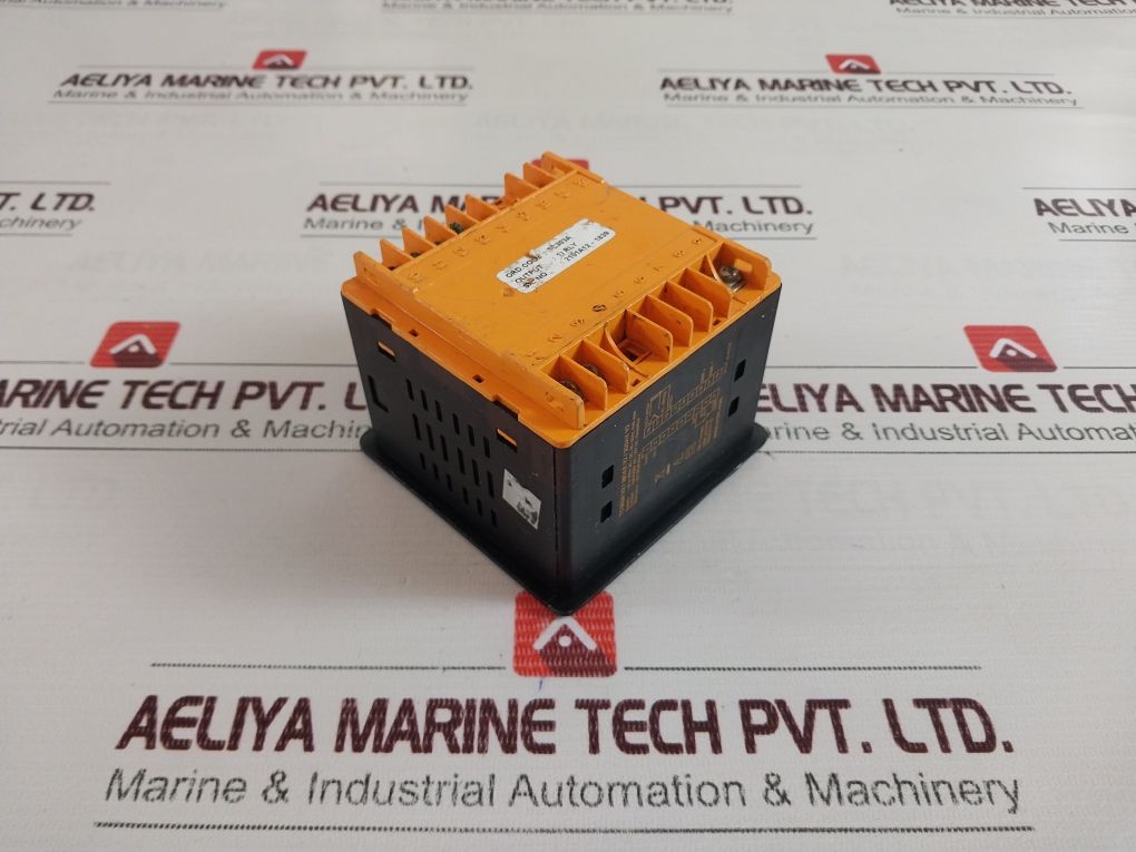 Selec Tc303A Digital Temperature Controller 90 To 270V Ac/Dc