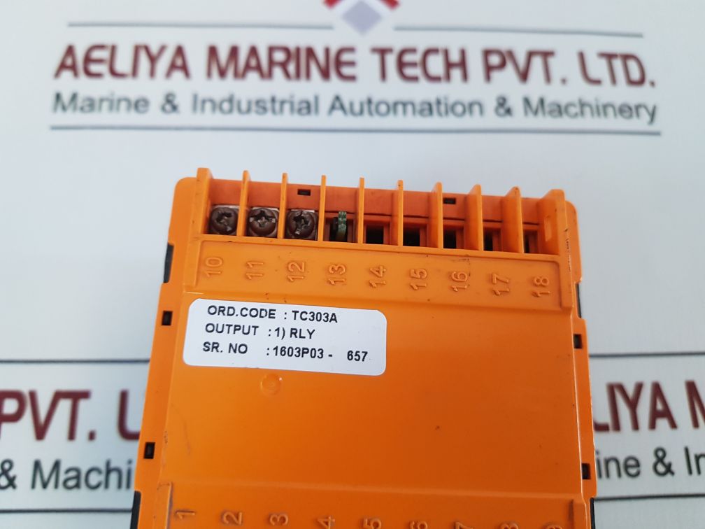 Selec Tc303A Digital Temperature Controller
