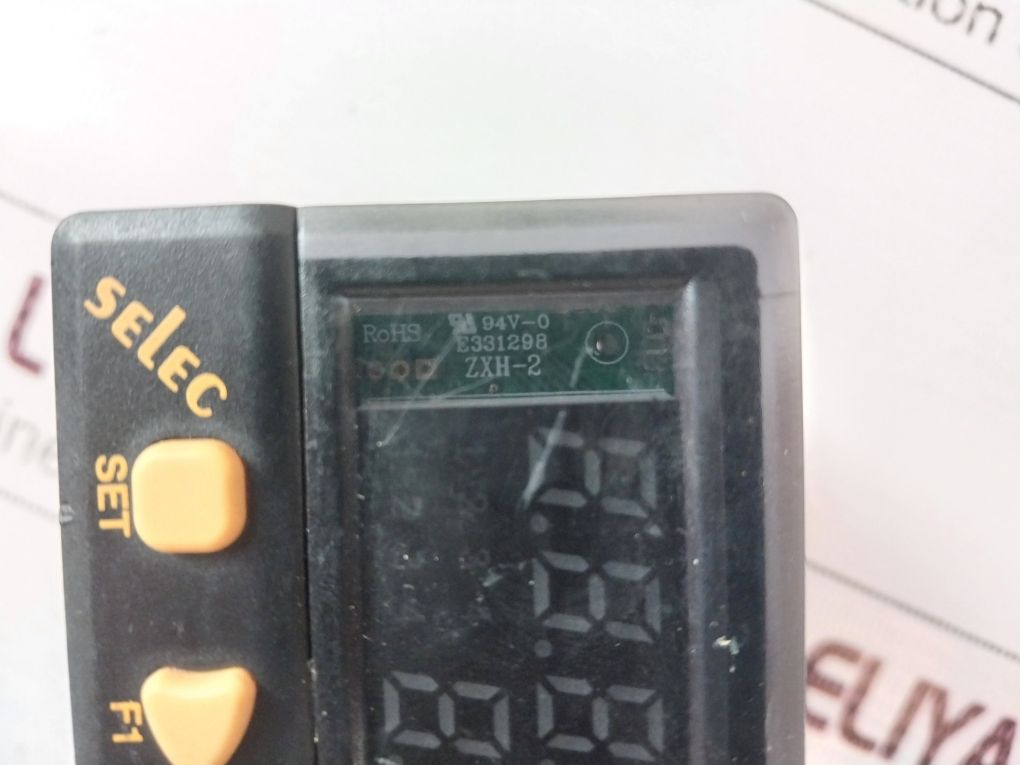 Selec Twix-2-230V Logic Controller 90-270Vac, 50/60Hz, 8Va