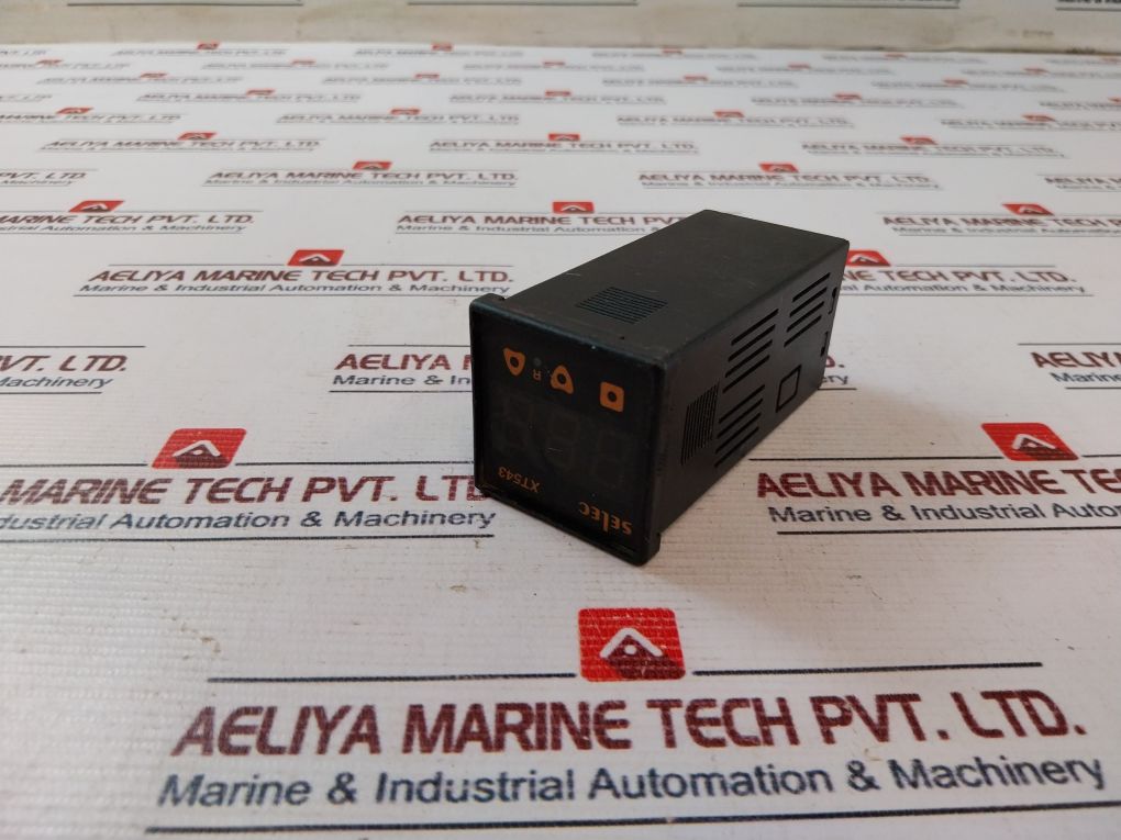 Selec Xt543 Single Display Multifunction Digital Timer