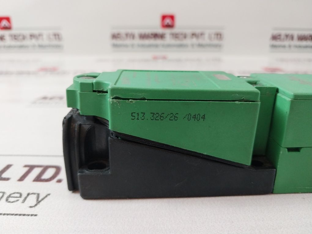 Sense Electronic 513.326/26/0404 Proximity Switch