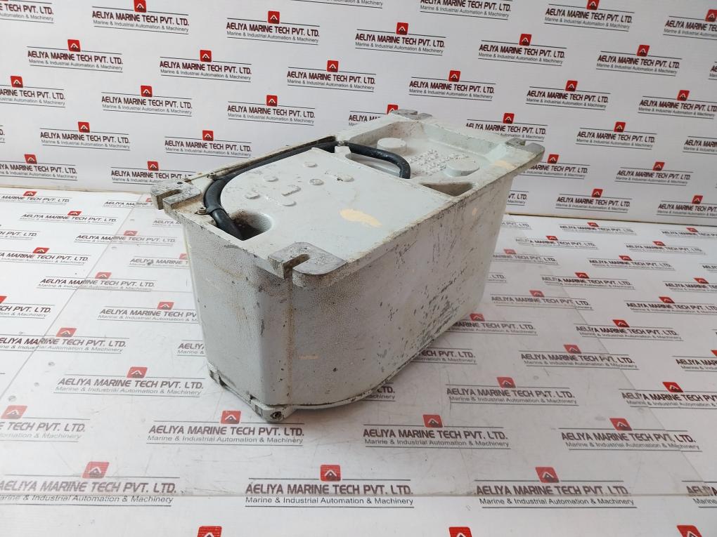 Servomex 1800 Oxygen Analyser 01001001010, 100-240V~ 50/60Hz 50Va