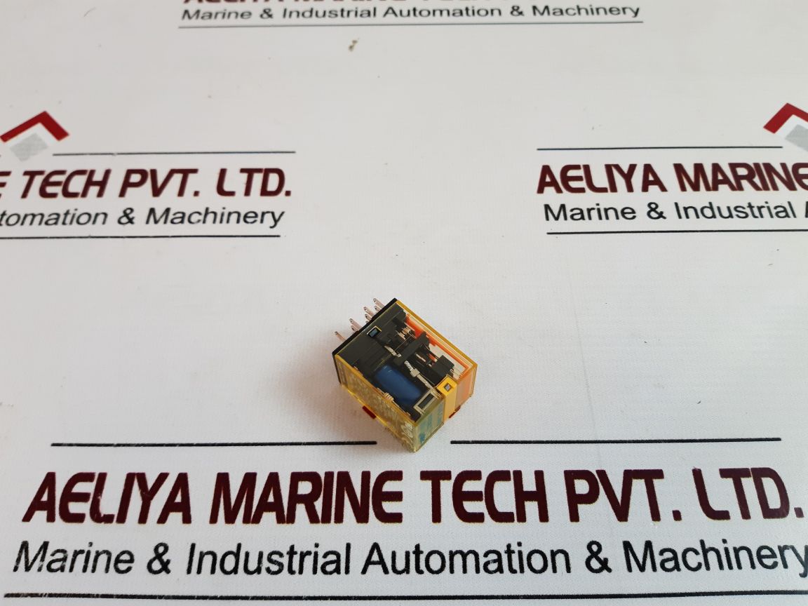 Set Of 5X Idec Ru4S-c-a110 Relay 110-120Vac