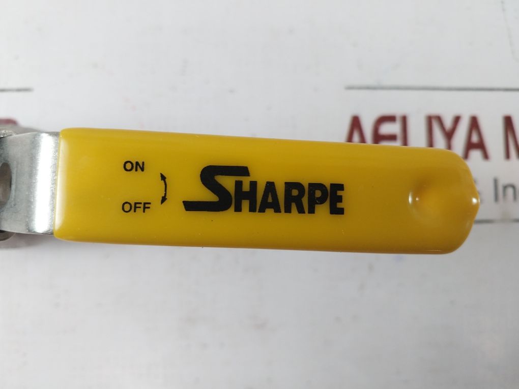 Sharpe Cf8M Threaded Lockable Ball Valve