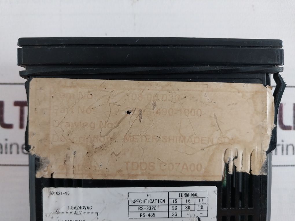 Shimaden Sd16-490-1000 Digital Temperature Indicator 100-240 Vac 50/60 Hz