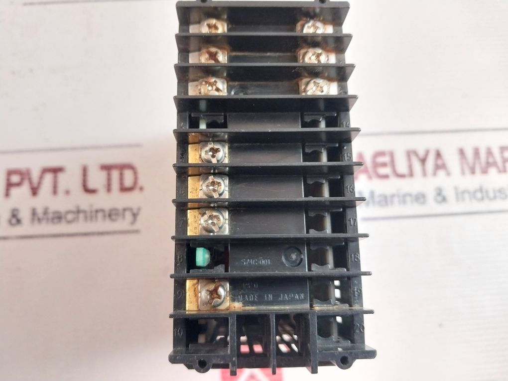 Shimaden Sd16A21-05 Digital Indicator 100-240Vac~