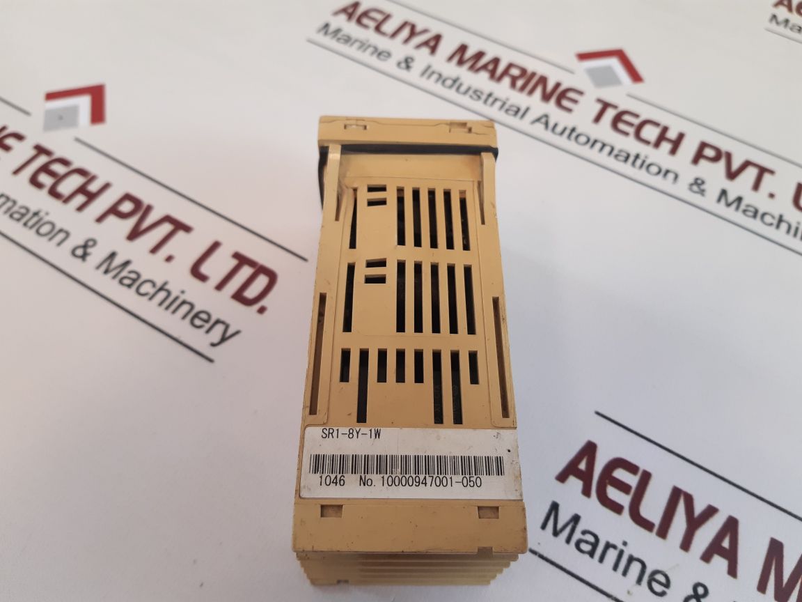 Shimaden Sr1-8Y-1W Temperature Controller