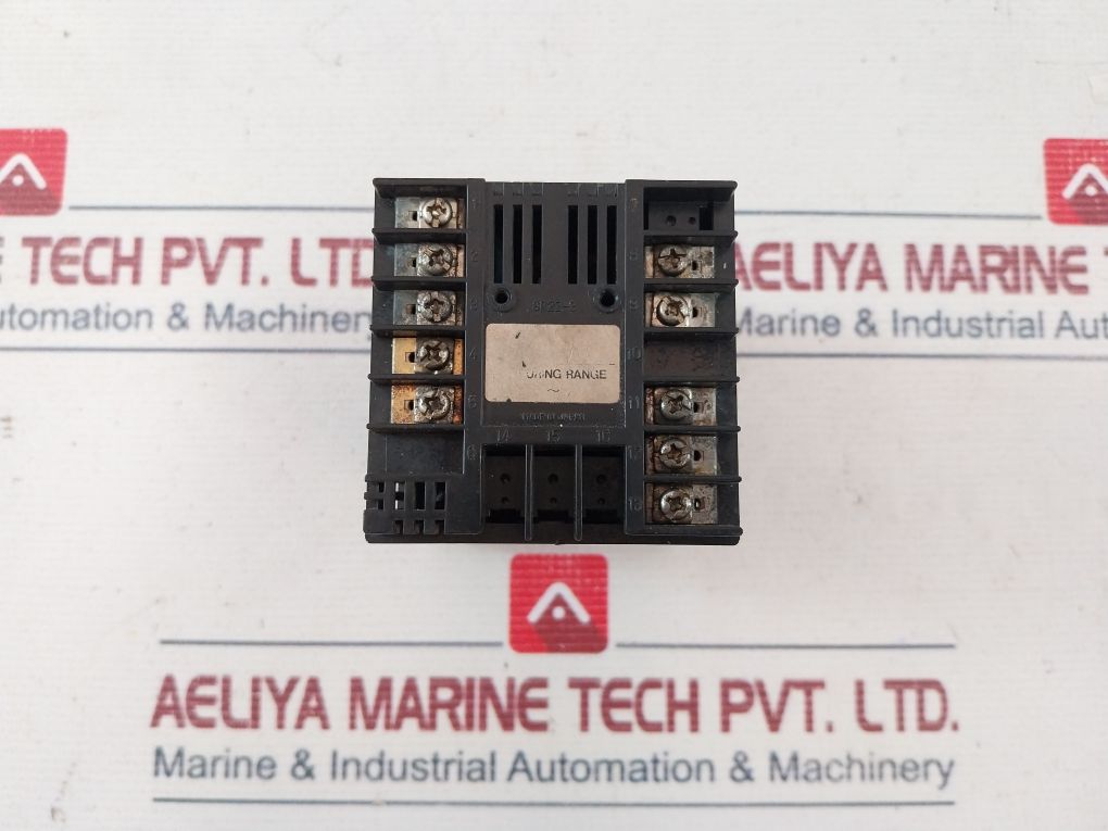 Shimaden Sr2201-21 Digital Temperature Controller