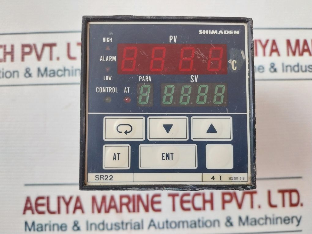 Shimaden Sr2201-21B Digital Temperature Controller Sr22-4I-000