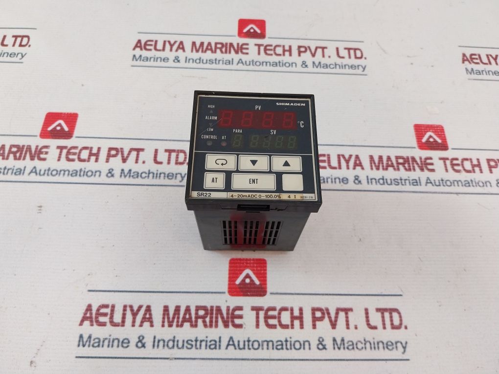 Shimaden Sr22 Digital Temperature Controller 240V