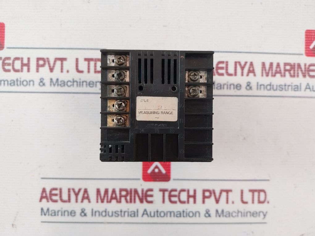 Shimaden Sr22 Digital Temperature Controller 240V