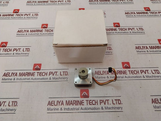 Shinano Kenshi Sth-39C013-01 Stepper Motor 05120