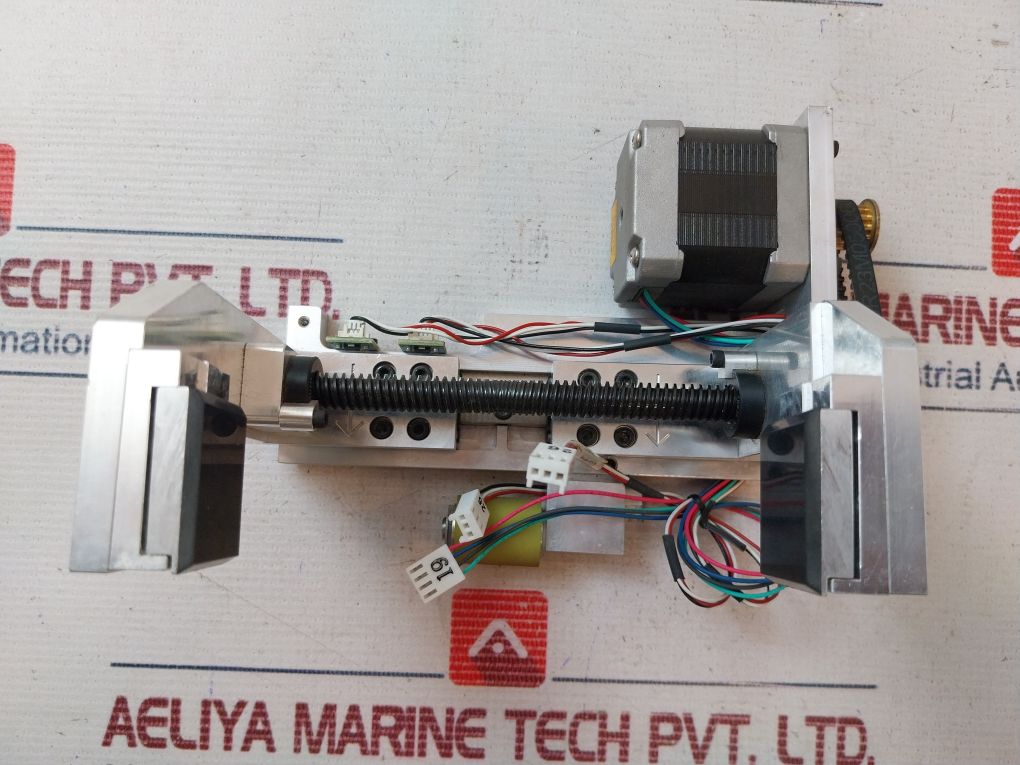 Shinano Kenshi Stp-42D3040-02 Servo Motor Rev B