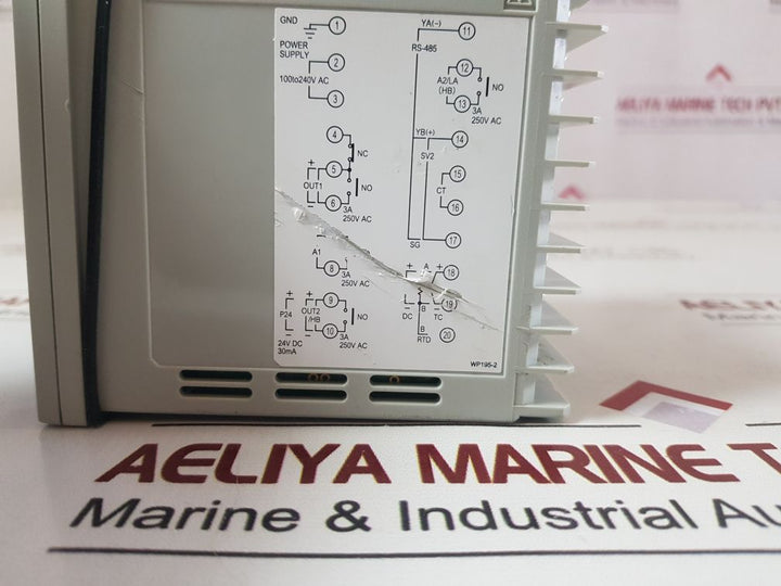 Shinko Technos Jcd-33A-a/M Temperature Controller