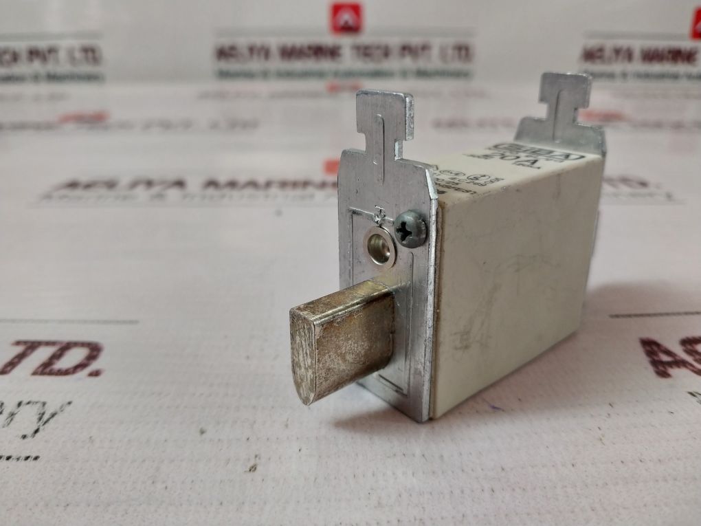 Siba Nh00 Gl/Gg Fuse 20 000 13 20A
