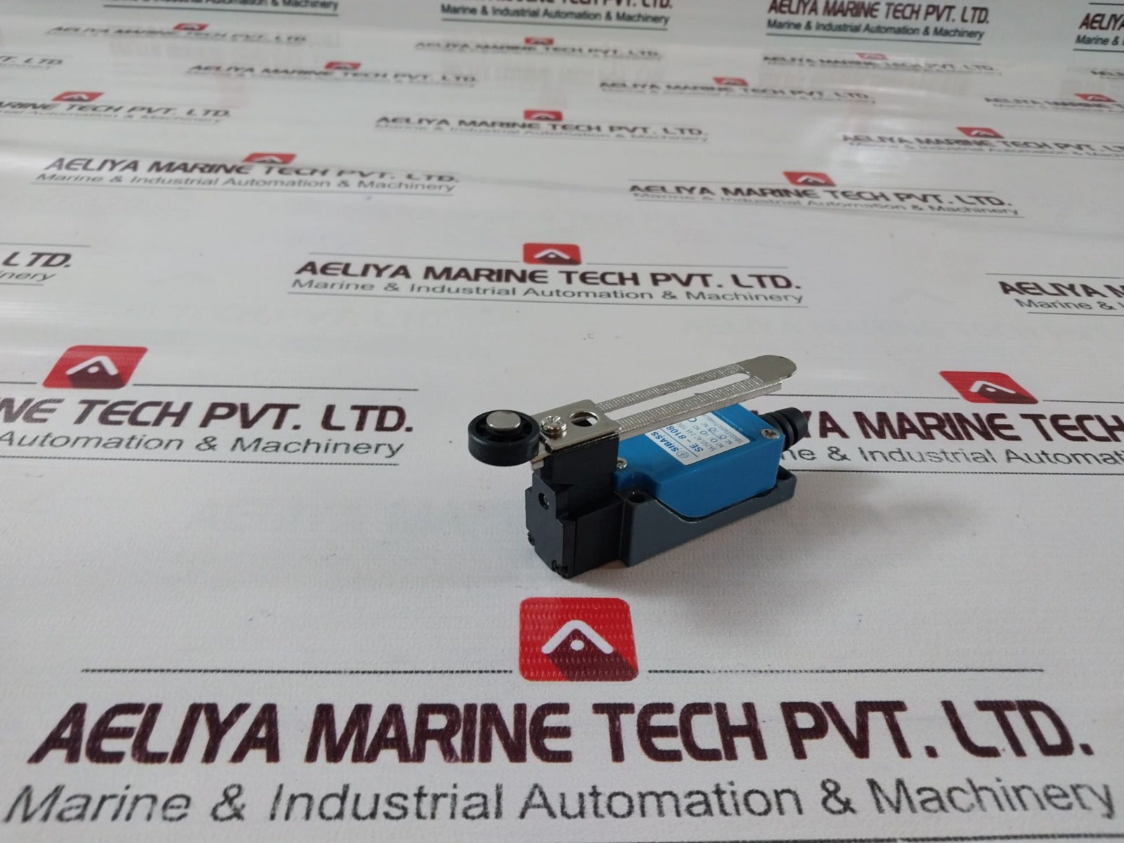 Sibass Electric Se-8108 Roller Arm Type Limit Switch 5A 250V.Ac 0.4A 115V.Dc
