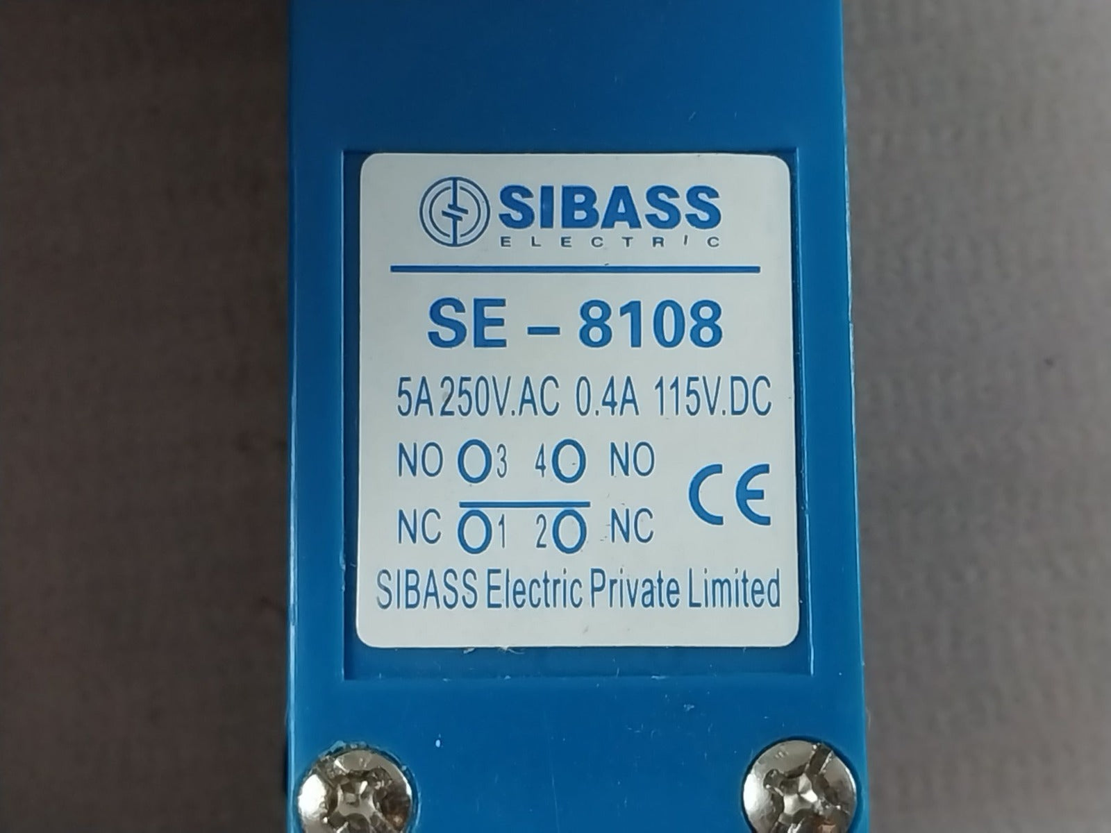 Sibass Electric Se-8108 Roller Arm Type Limit Switch 5A 250V.Ac 0.4A 115V.Dc