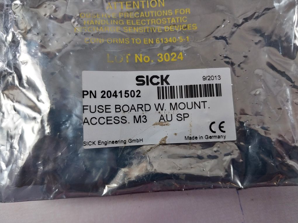 Sick 2041502 Fuse Board With Mounting Accessoris