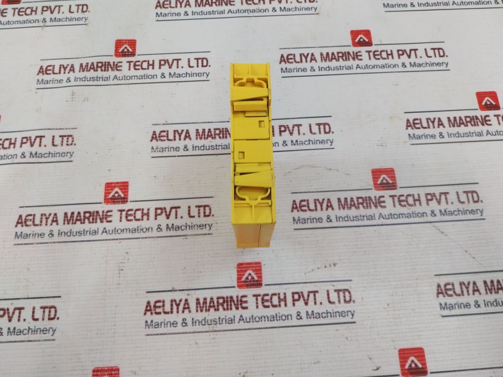 Sick Ue 10-3Os2D0 Intelliface Safety Relay 6024917 Dc24V 12A