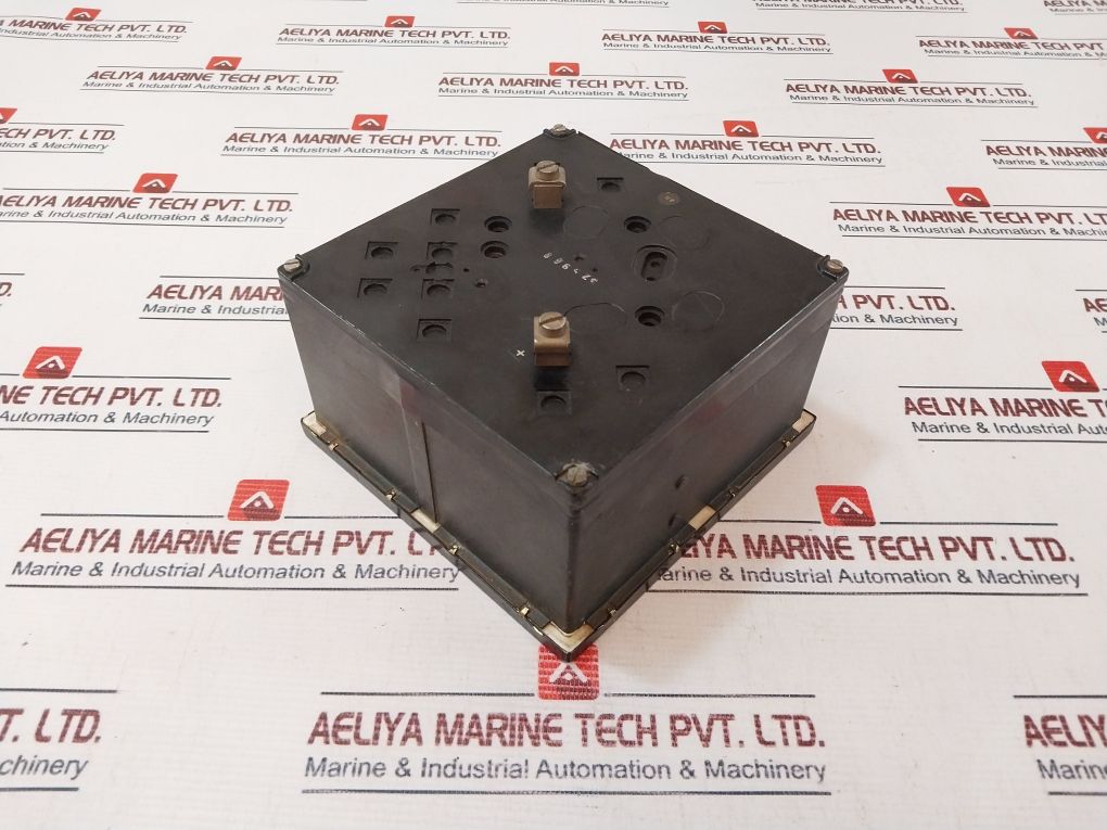 Siemens 0-200, ∞ KΩ Analog Panel Meter