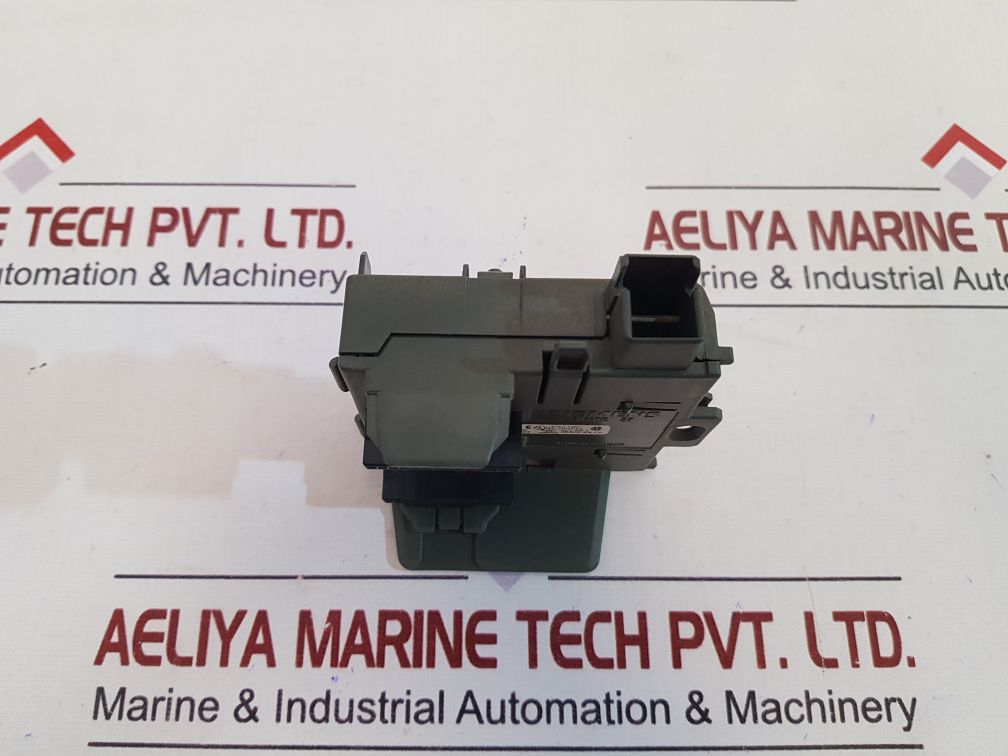 Siemens Simatic S7 195-7Hd 00-0Xa0 Bus Module