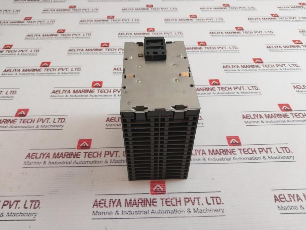 Siemens 1P 6Ep1332-2Ba00 Power Supply 50/60Hz 0.7/1.8A