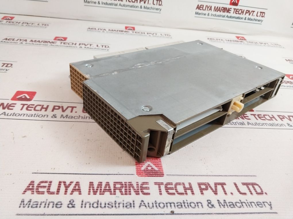 Siemens 1P 6Es5 491-0Lb11 Adaption Casing Ac 250V