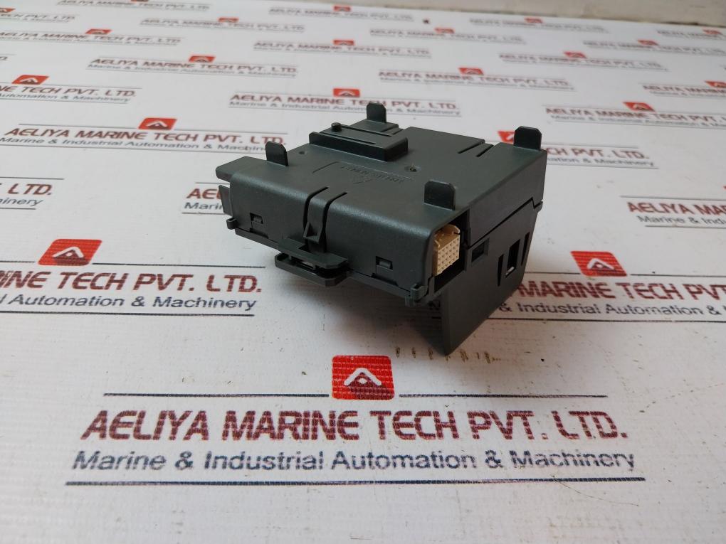 Siemens 1P 6Es7 195-7 Hd10-0Xa0 Bus Module