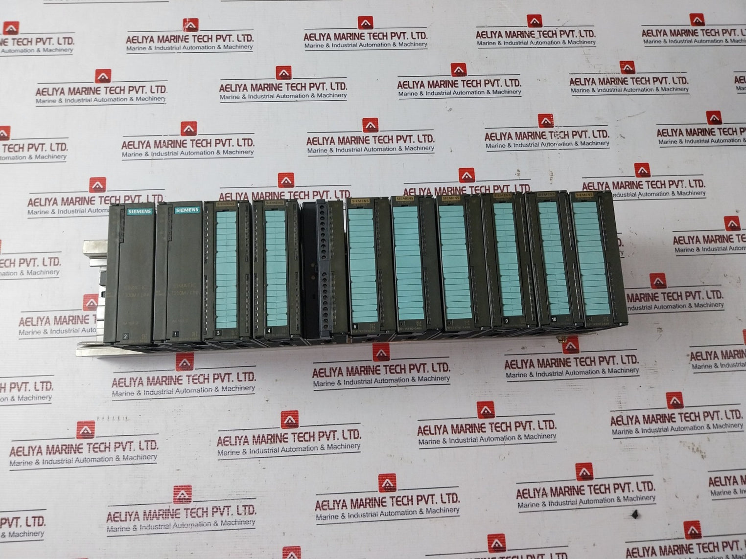 Siemens 1P 6Es7 331-7Kf02-0Ab0 Analog Input Module 24V/0.5A