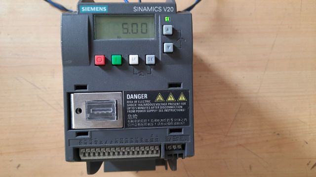 Siemens 1P 6Sl3210-5Bb18-0Uv0 Sinamics V20 Ac Drive
