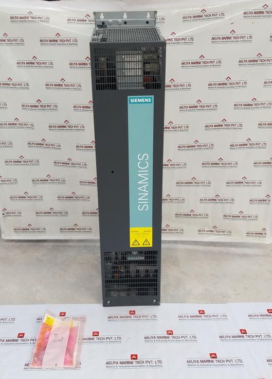 Siemens 1P 6Sl3320-1Te35-0Aa3 Single Motor Module Input 230V 50/60Hz
