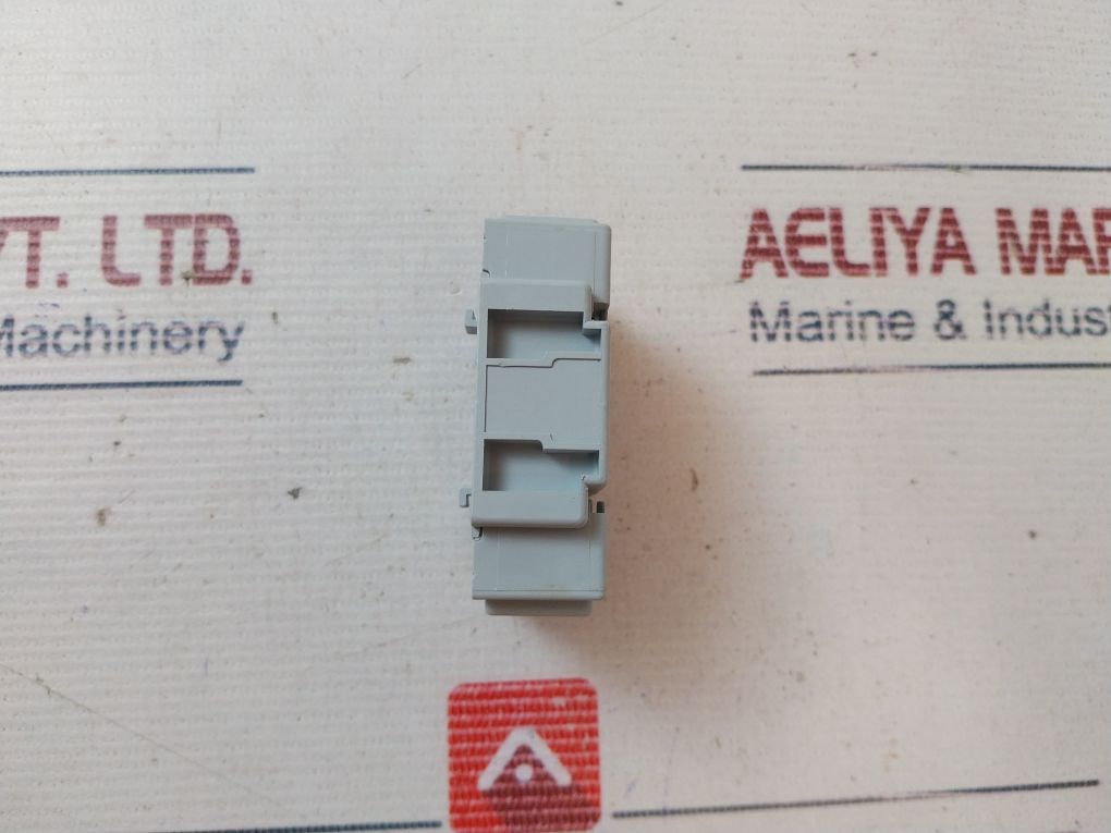 Lot Of 5X Siemens 3Ld9250-2Ca Neutral Conductor/Pe Terminal