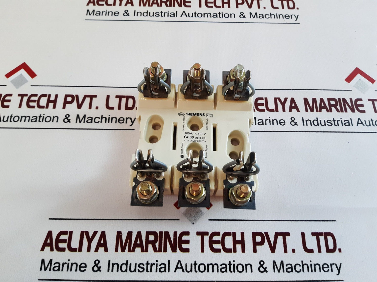 Siemens 3Nh4 030 Fuse Base Block 160A600V
