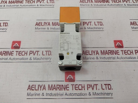 Siemens 3Rg4031-6Kd00 Proximity Switch Sensor 20-265V Ip65