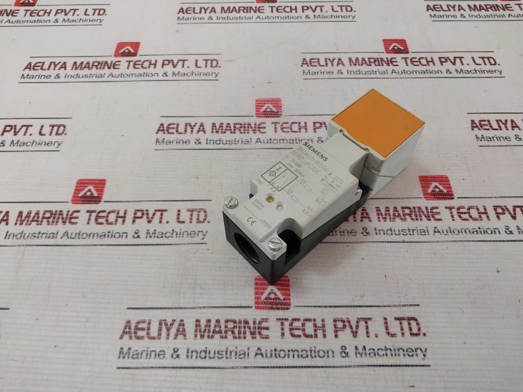 Siemens 3Rg4031-6Kd00 Proximity Switch Sensor 20-265V Ip65
